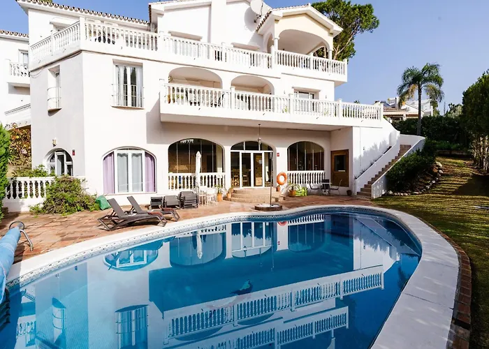 Вилла In With Private Pool And Марбелья