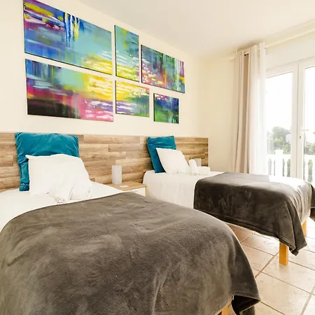 In With Private Pool And Villa Marbella