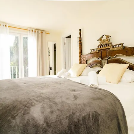 In With Private Pool And *