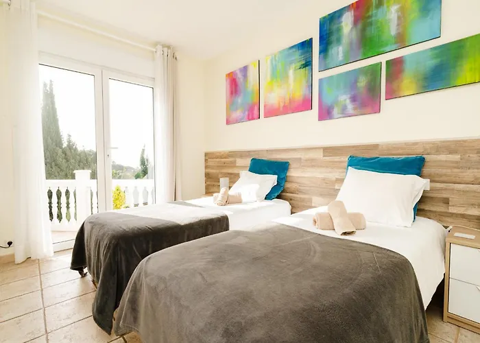 In With Private Pool And ماربيا