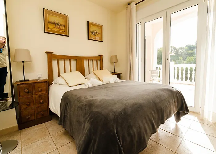 In With Private Pool And فيلة ماربيا