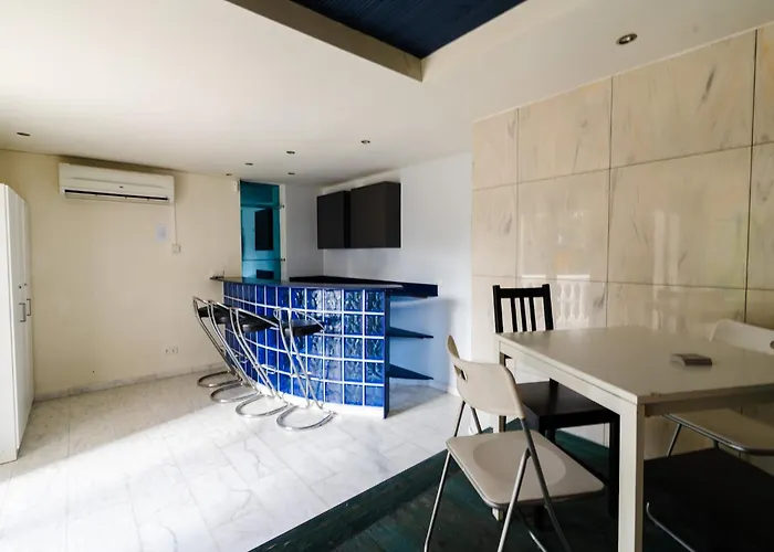 In With Private Pool And Willa