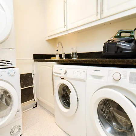 In With Private Pool And